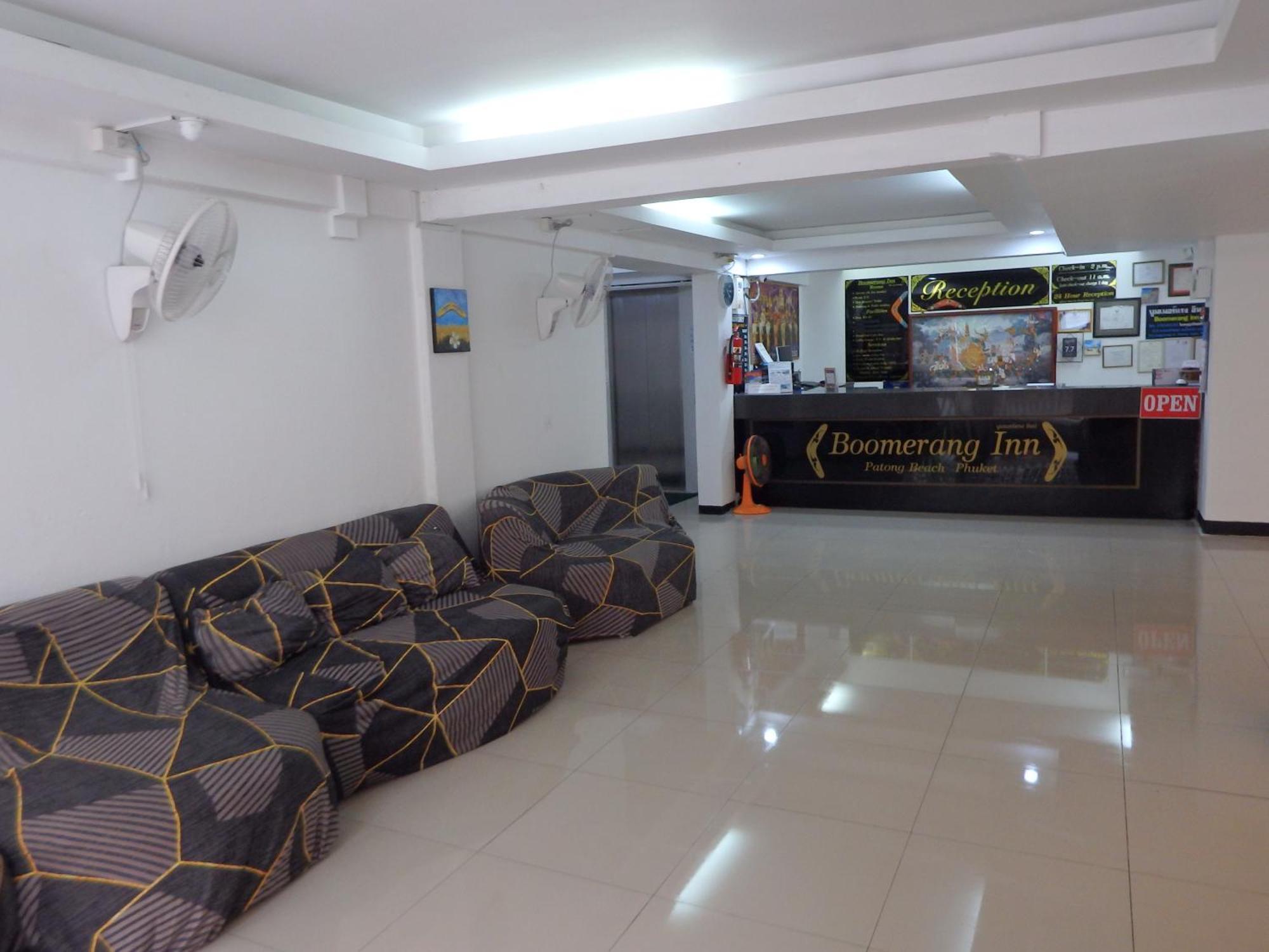 Boomerang Inn Phuket Exteriör bild