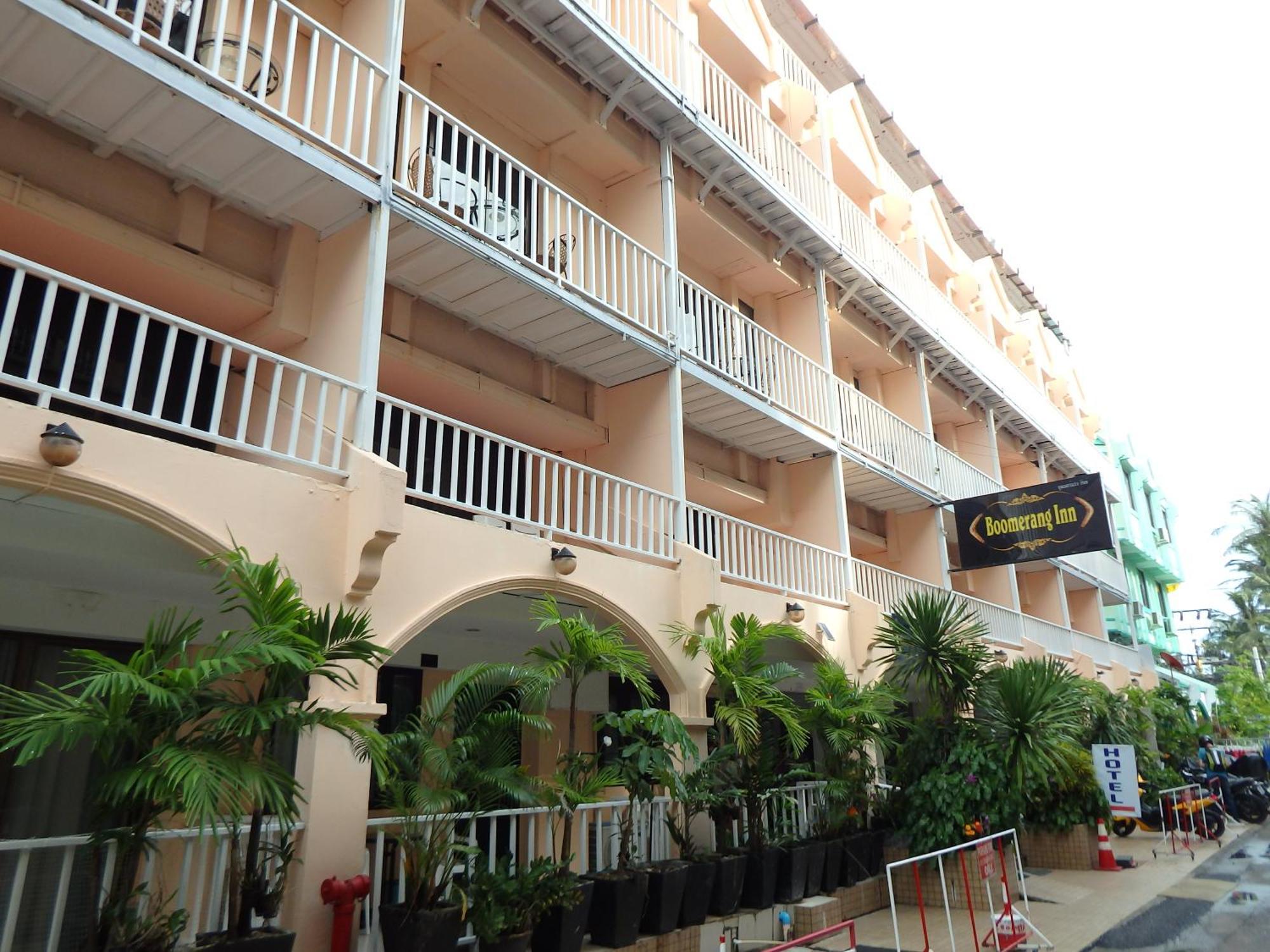 Boomerang Inn Phuket Exteriör bild