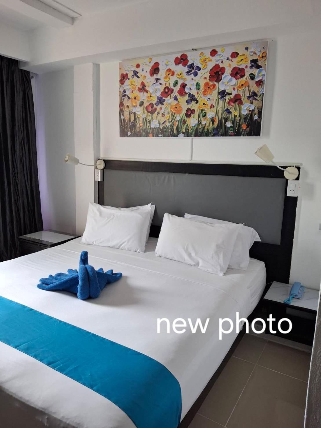 Boomerang Inn Phuket Exteriör bild