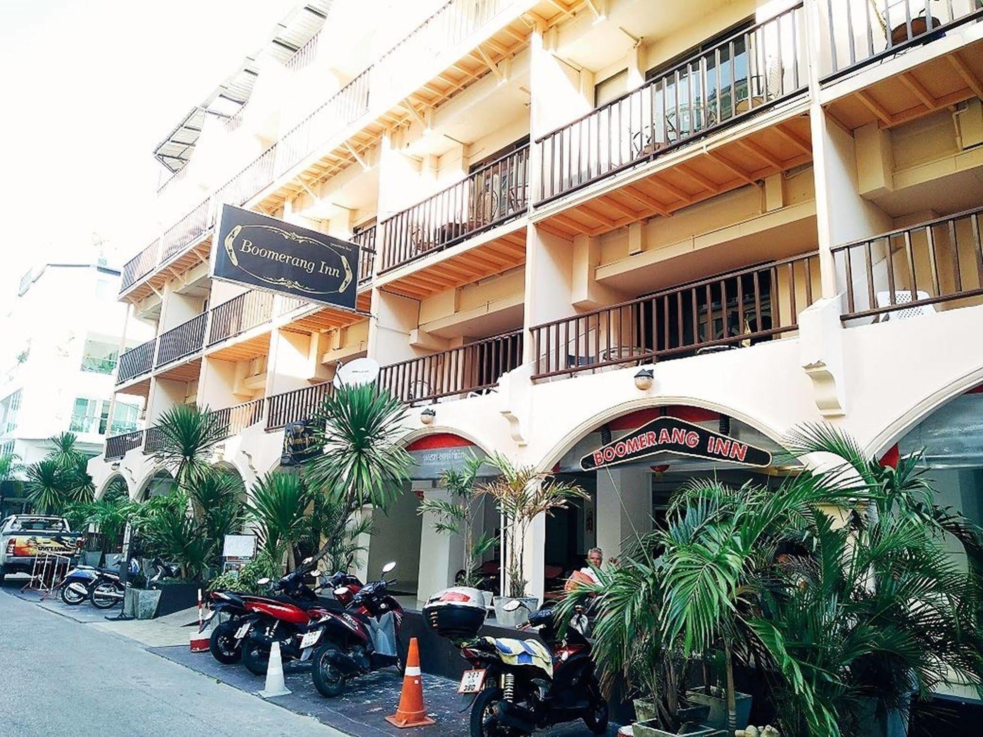 Boomerang Inn Phuket Exteriör bild